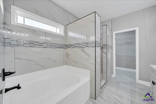 202 Eric Court, Byron, GA 31008