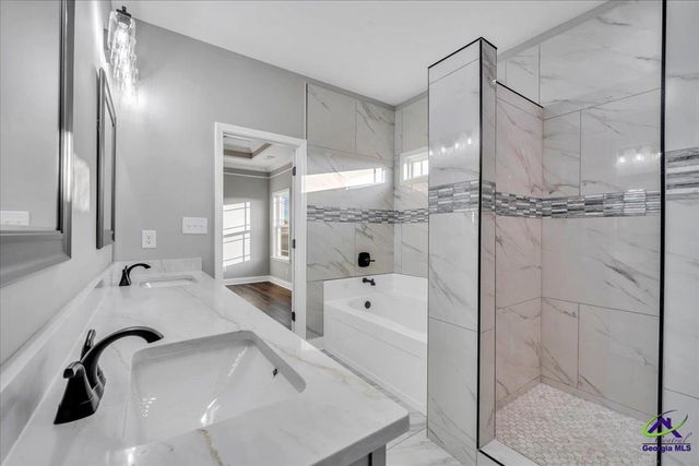 202 Eric Court, Byron, GA 31008