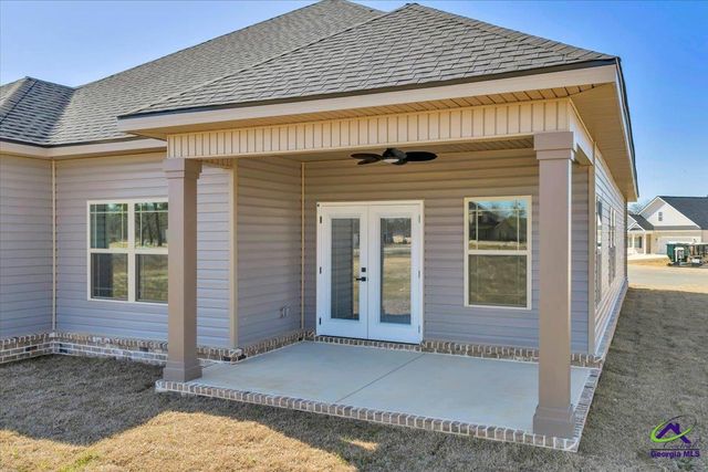 202 Eric Court, Byron, GA 31008