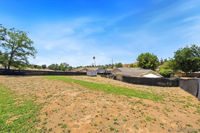1500 S Citrus Ave., Escondido, CA 92027