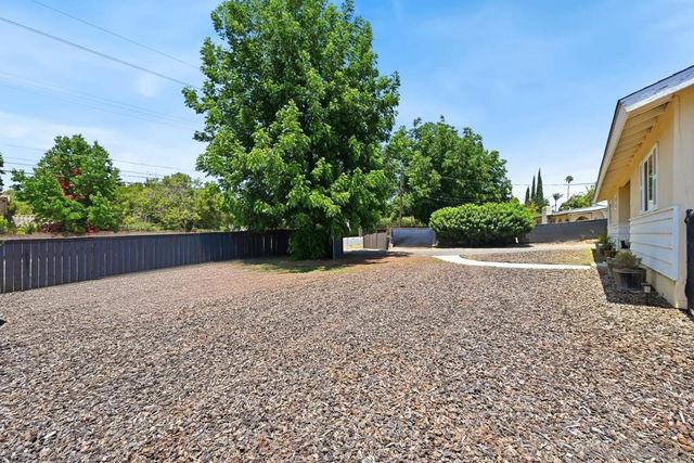 1500 S Citrus Ave., Escondido, CA 92027