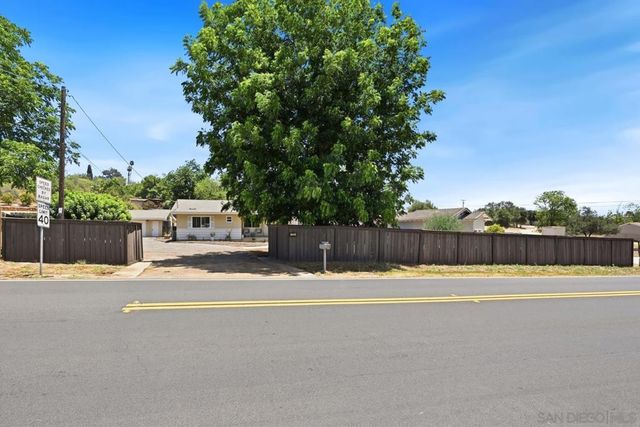1500 S Citrus Ave., Escondido, CA 92027