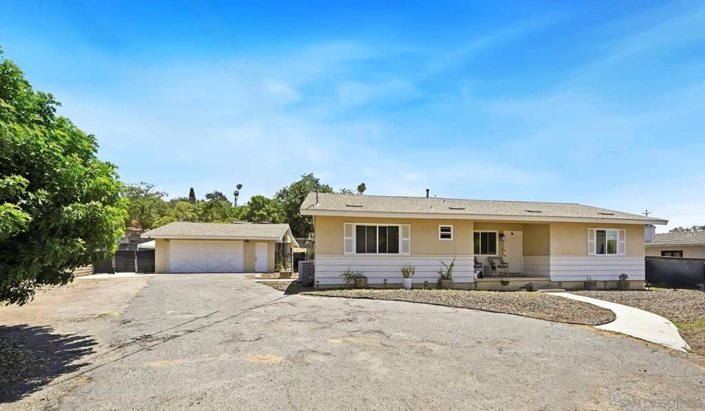 1500 S Citrus Ave., Escondido, CA 92027
