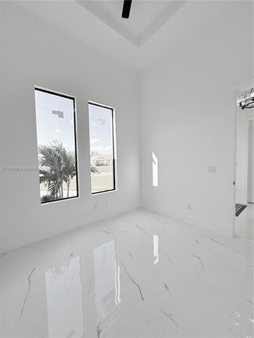 2515 NE 5TH PL, Cape Coral, FL 33909