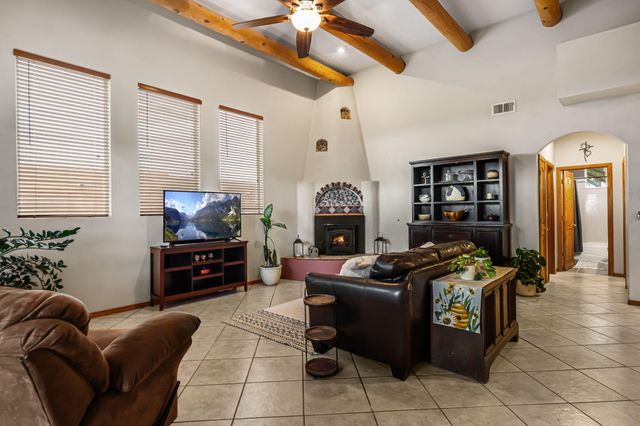 1548 16th Avenue SE, Rio Rancho, NM 87124