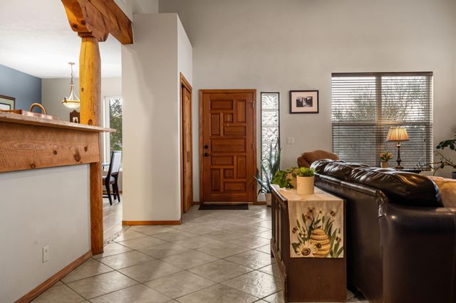 1548 16th Avenue SE, Rio Rancho, NM 87124