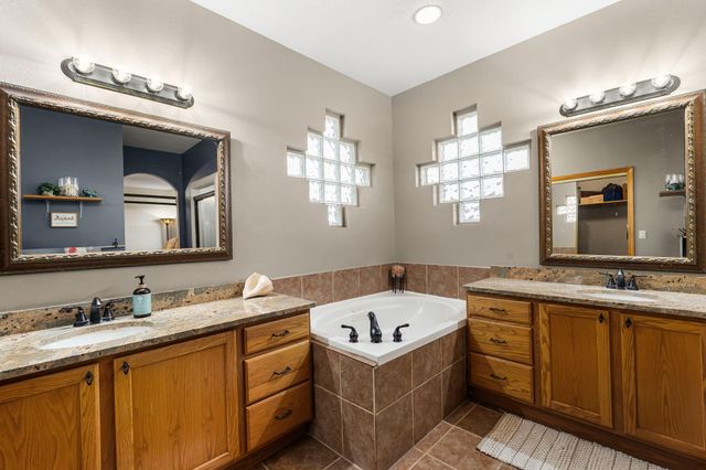 1548 16th Avenue SE, Rio Rancho, NM 87124