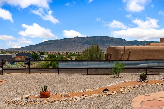 1548 16th Avenue SE, Rio Rancho, NM 87124