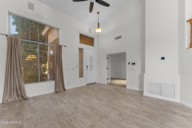 2418 E GLASS Lane, Phoenix, AZ 85042