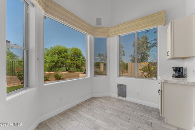 2418 E GLASS Lane, Phoenix, AZ 85042