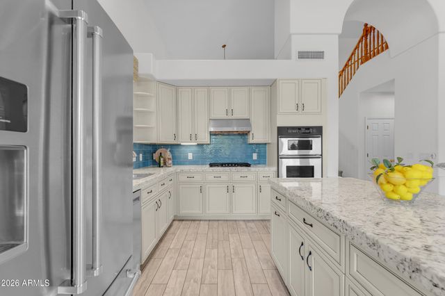 2418 E GLASS Lane, Phoenix, AZ 85042