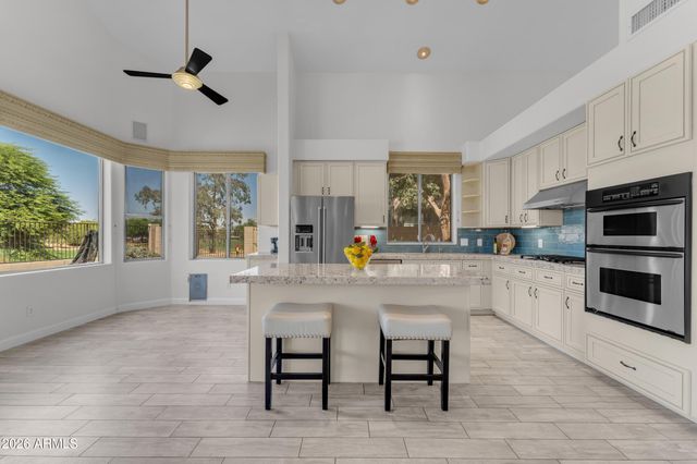 2418 E GLASS Lane, Phoenix, AZ 85042