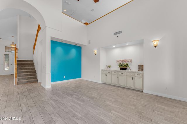2418 E GLASS Lane, Phoenix, AZ 85042