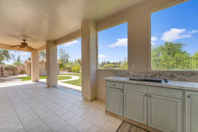 2418 E GLASS Lane, Phoenix, AZ 85042