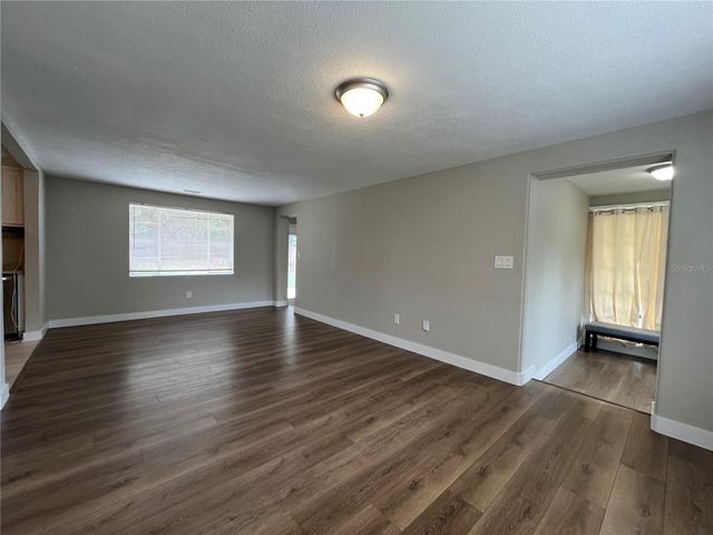 224 LAKEWOOD DRIVE, Debary, FL 32713