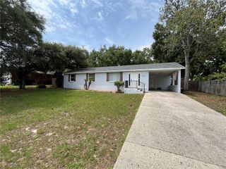 224 LAKEWOOD DRIVE, Debary, FL 32713
