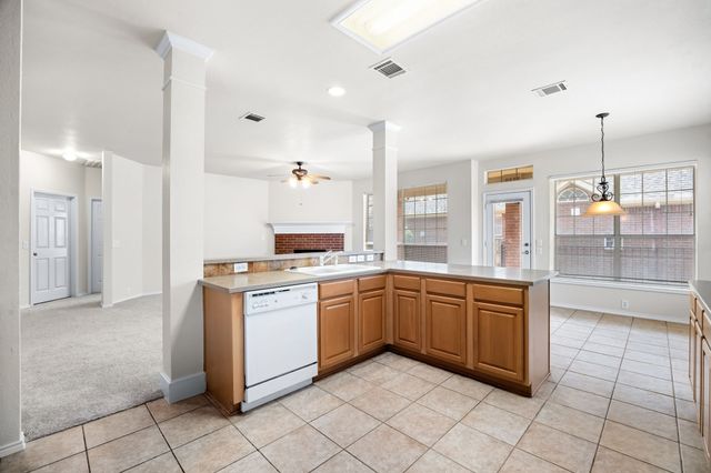 4116 Walnut Creek Court, Fort Worth, TX 76137