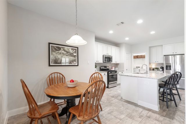 1712 Kaiser Cove, Argyle, TX 76226