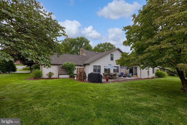 603 STATE ST, Shillington, PA 19607