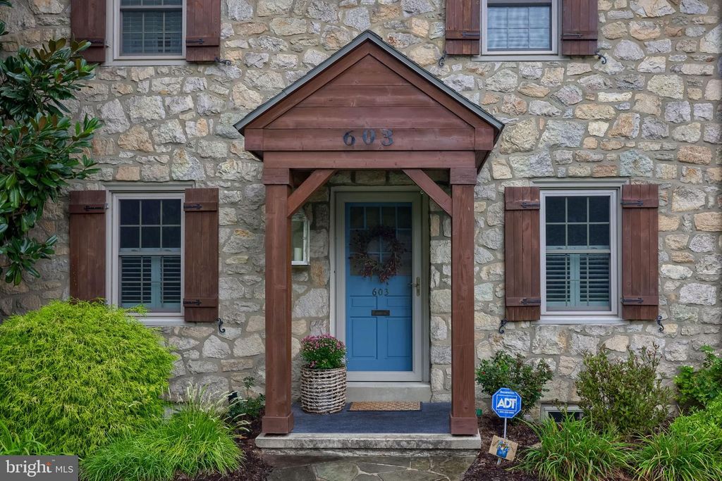 603 STATE ST, Shillington, PA 19607