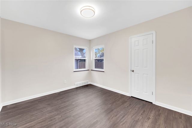 5840 Queens Highway, Parma Heights, OH 44130