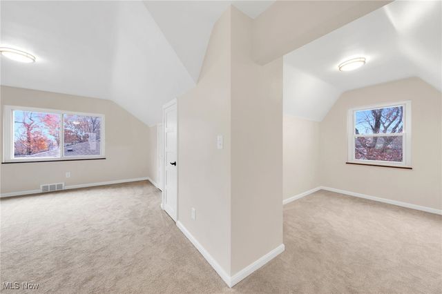 5840 Queens Highway, Parma Heights, OH 44130