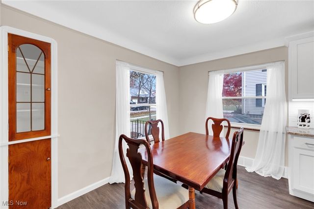 5840 Queens Highway, Parma Heights, OH 44130