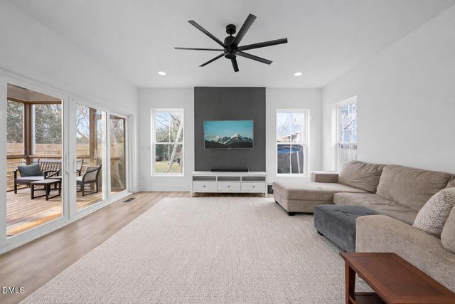 320 S Tarboro Street, Raleigh, NC 27610