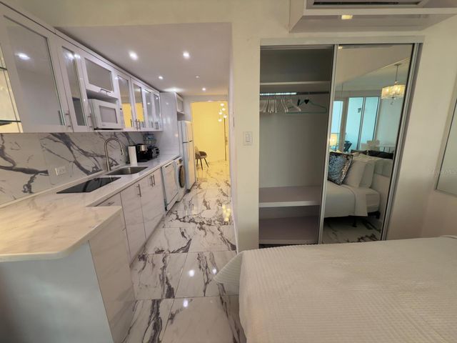 1 CONDADO LAGOON 319, San Juan, PR 00902