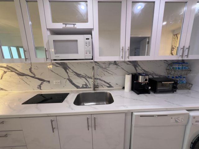 1 CONDADO LAGOON 319, San Juan, PR 00902