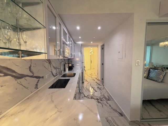 1 CONDADO LAGOON 319, San Juan, PR 00902