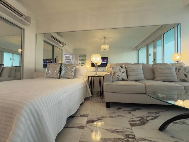 1 CONDADO LAGOON 319, San Juan, PR 00902