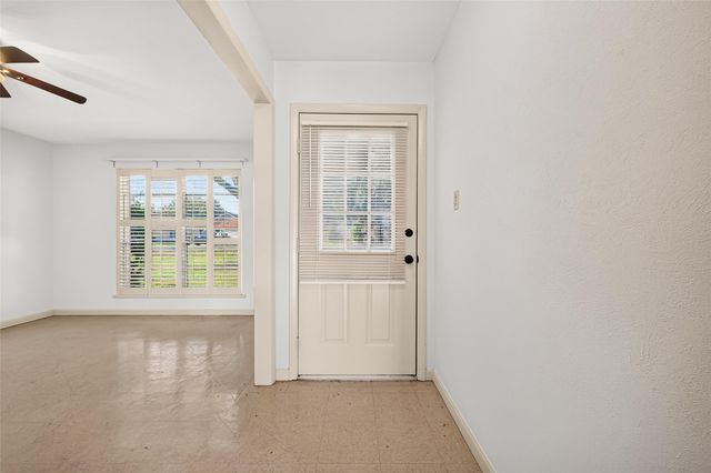 9231 Kostelnik Street, Needville, TX 77461