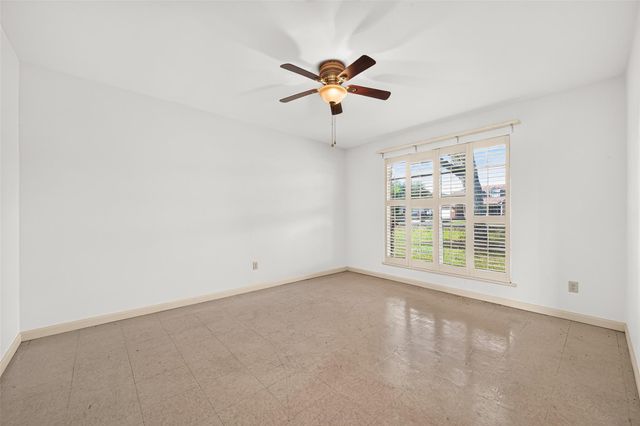 9231 Kostelnik Street, Needville, TX 77461