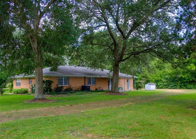 9231 Kostelnik Street, Needville, TX 77461