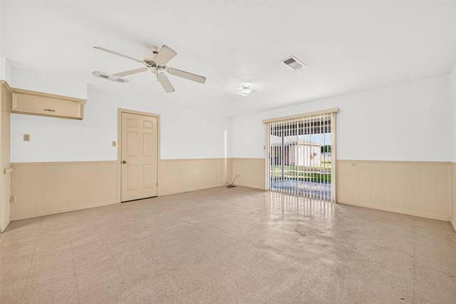 9231 Kostelnik Street, Needville, TX 77461