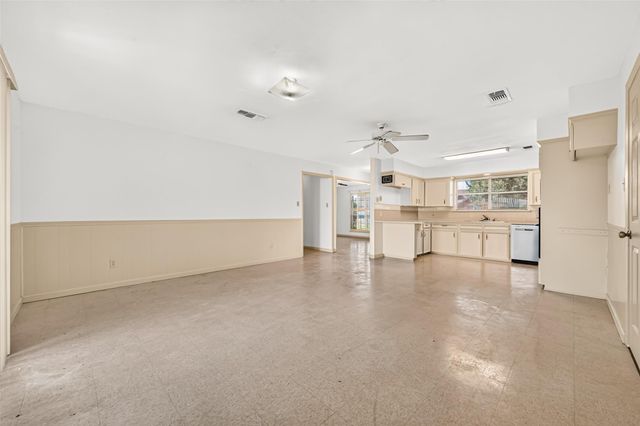 9231 Kostelnik Street, Needville, TX 77461
