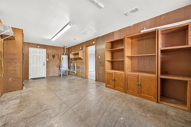 9231 Kostelnik Street, Needville, TX 77461