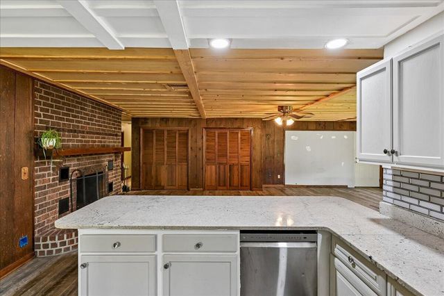 148 Claussen Street, Summerville, SC 29483