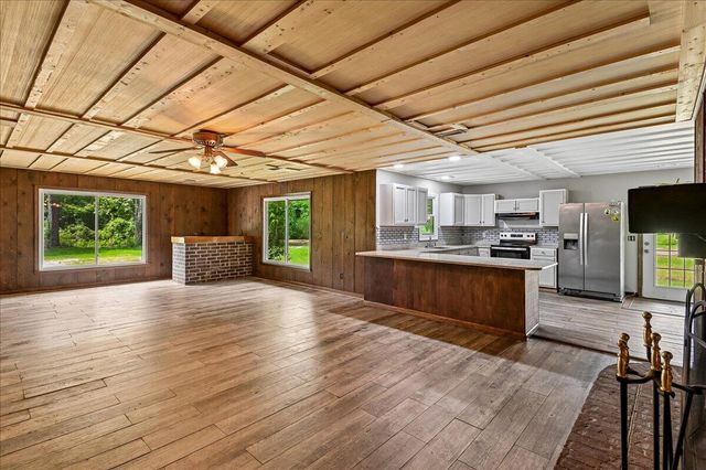 148 Claussen Street, Summerville, SC 29483