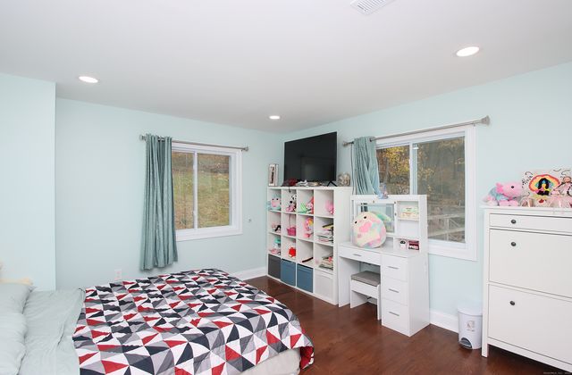 32 Spring Street, Ansonia, CT 06401