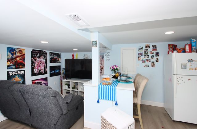 32 Spring Street, Ansonia, CT 06401