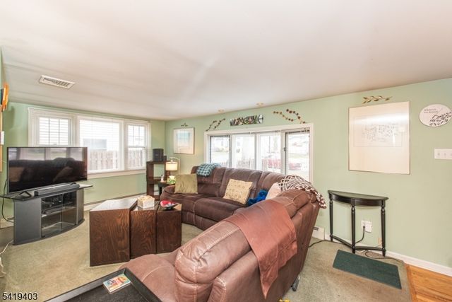 77 Eldora Rd, Parsippany-troy Hills Twp., NJ 07054