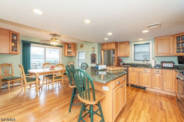 77 Eldora Rd, Parsippany-troy Hills Twp., NJ 07054