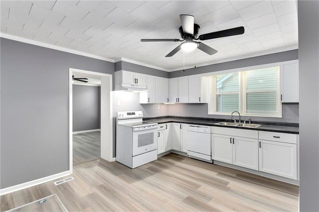 782 Pottawatomie Street, Leavenworth, KS 66048