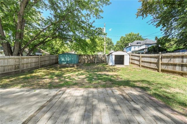 782 Pottawatomie Street, Leavenworth, KS 66048