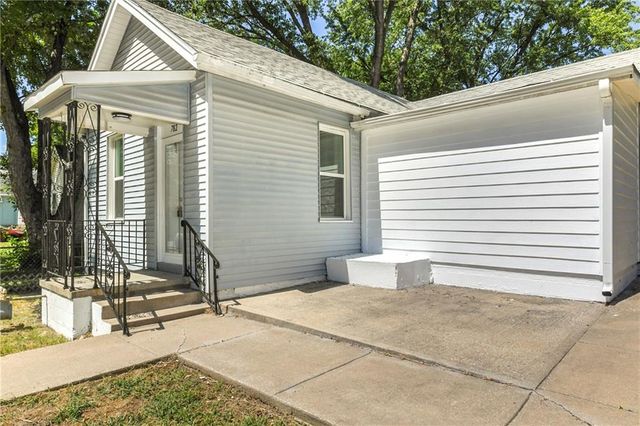 782 Pottawatomie Street, Leavenworth, KS 66048