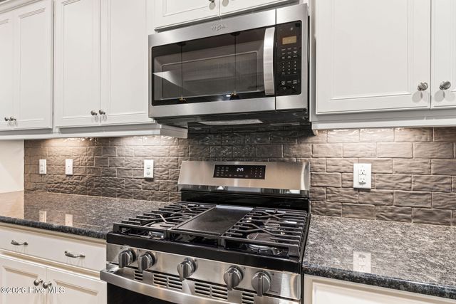 9652 Sweet Apple Lane NE, Leland, NC 28451