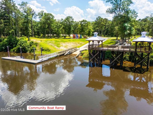 9652 Sweet Apple Lane NE, Leland, NC 28451