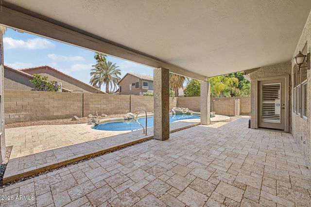 221 S QUARTZ Street, Gilbert, AZ 85296